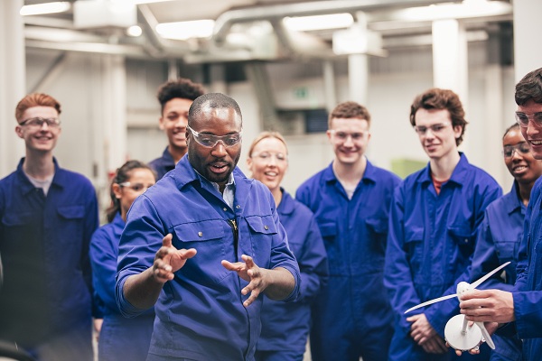 Instructor advising students